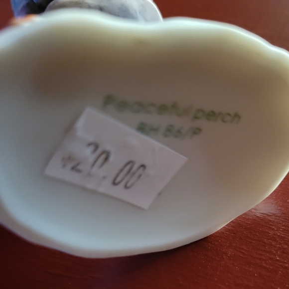 Goebel Hummel “Peaceful Perch” Porcelain Figurine BH 86/P - Picture 6 of 6